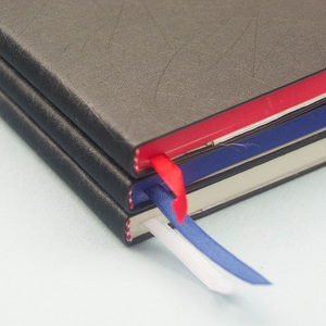 Venta al por mayor funcional logotipo personalizado elástico banda de cuero de la PU cuaderno de tapa dura con borde de color - Product Image 3