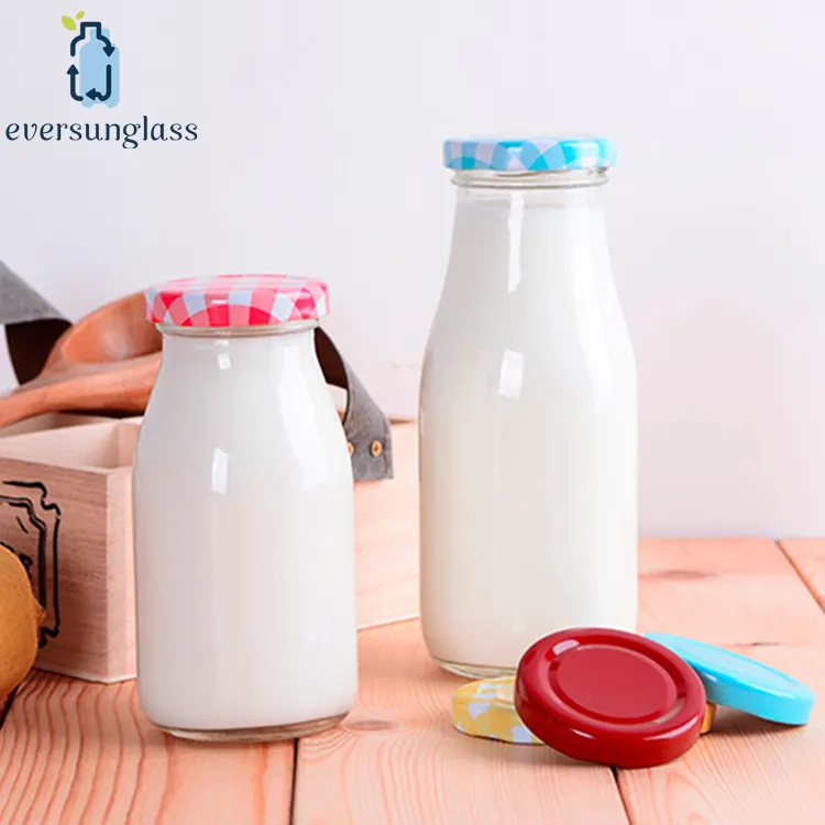 Wholesale 200ml 250ml Small Milk Bottles Vintage Clear Glass With Plastic Cap For Juice Beverage