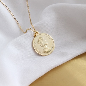 Collana in Argento Sterling 925 con <span class=keywords><strong>Moneta</strong></span> Placcata <span class=keywords><strong>Oro</strong></span> Ritratto della Regina Elisabetta 1989 - Product Image 2