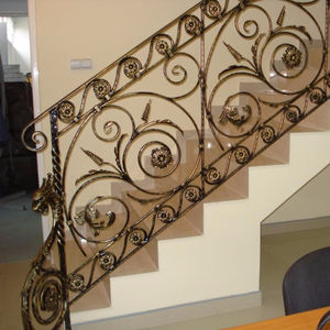 Français Nouveau design dernière utilisé en <span class=keywords><strong>fer</strong></span> forgé garde-corps/utilisé en <span class=keywords><strong>fer</strong></span> forgé rampes d'<span class=keywords><strong>escalier</strong></span> intérieur - Product Image 1