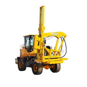 Machine d'érection de poteau de puissance de conducteur de batterie de grue à tarière à vendre! - Product Image 1