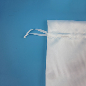 Geri dönüşümlü biobioda özelleştirilmiş saten saç çantası - Product Image 6