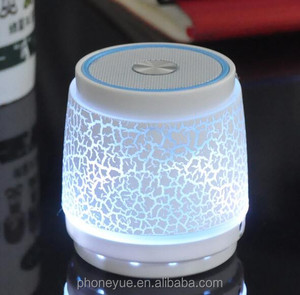 Nouveau S2 Mobile ordinateur sept lumières TF FM mini fissure subwoofer sans fil bluetooth haut-parleurs - Product Image 3