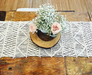 Camino de mesa de macramé geométrico 100% de algodón ecológico hecho a mano hermosa técnica de punto para el tema del restaurante del dormitorio del hogar - Product Image 3