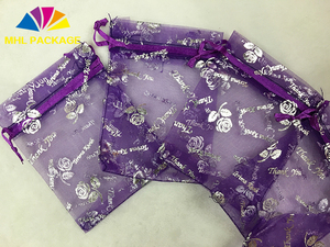 Sacs pour bonbons en <span class=keywords><strong>organza</strong></span>, estampage à chaud, bon marché, cadeaux de noël à cordon - Product Image 3