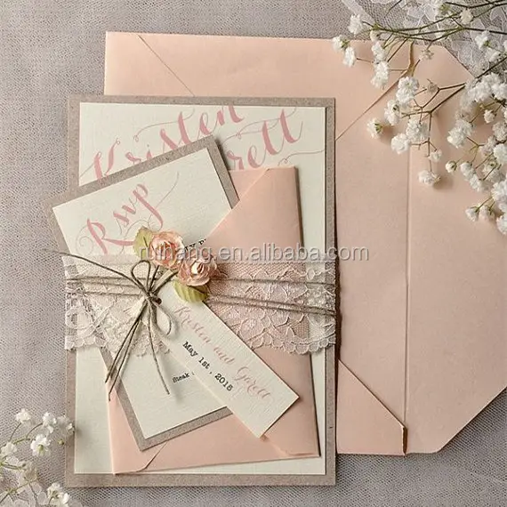 Cartão de convite de casamento, cartão de convite vintage de rosa com renda e etiqueta