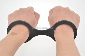 2015 Più Nuovo Articolo Manette Manette Nuovo Stile Morbido Silicone Bondage Polso Sexy Adulto <span class=keywords><strong>Amore</strong></span> Polso Per <span class=keywords><strong>Amore</strong></span> Stimolante - Product Image 3