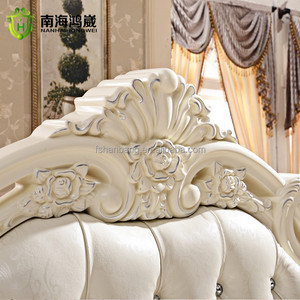 Cama de Dormitorio con Muebles de Lujo - Product Image 3