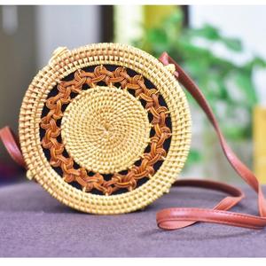 กระเป๋าหวายสานมือสำหรับผู้หญิงสี่เหลี่ยมผืนผ้าสีดำแฟชั่นซับในสไตล์วินเทจสำหรับผู้หญิงดีไซน์ตามสั่งสไตล์เวียดนาม - Product Image 1