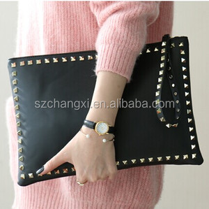 Bolso de mano con remaches para mujer, diseño novedoso - Product Image 4