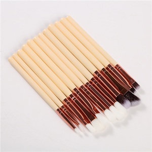 Nouveau Fard À Paupières Maquillage Brushcs pour Eyeliner Oeil Mélange Cosmétiques Souple Synthétique Cheveux Make Up Brush - Product Image 1