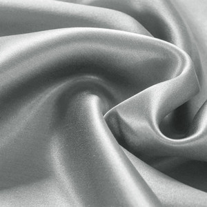 THXSILK 3 teilig Seide Bettwäsche 240 x 220 cm mit 2 Kissenbezüge 80 x 80 cm / 100% Maulbeerseide 19 Momme / Silber - Product Image 4