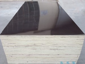 El <span class=keywords><strong>Terciado</strong></span> <span class=keywords><strong>Moldaje</strong></span> es un producto fabricado con láminas debobinadas de pino y unidas con adhesivo fenólico - Product Image 3
