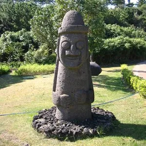 Estátua de buda de pedra de lava