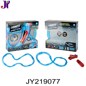 27 pièces 2.4G Télécommande Laser Char Piste Voiture Jouet Électronique Voiture Vitesse Tuyaux Jouet <span class=keywords><strong>de</strong></span> Piste <span class=keywords><strong>De</strong></span> <span class=keywords><strong>Course</strong></span> - Product Image 4