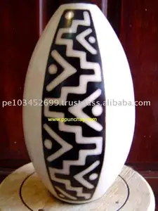 Chulucanas Keramik vase Peru