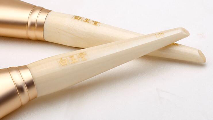 natural wood color