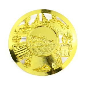 Piastre Metalliche Souvenir Turistiche Personalizzate con Logo Inciso, Placcate Oro e Argento Anticato, Vendita all'Ingrosso - Product Image 5