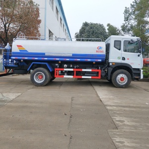 Produit DONGFENG <span class=keywords><strong>10000</strong></span>-12000litres <span class=keywords><strong>voiture</strong></span> d'arrosage 4x2 route verdissement arroseur aménagement paysager réservoir <span class=keywords><strong>voiture</strong></span> véhicule d'assainissement urbain - Product Image 3