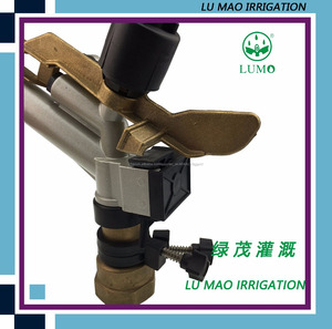1-1/2'' En Alliage <span class=keywords><strong>D</strong></span>'aluminium Matériel de Pulvérisation <span class=keywords><strong>Buse</strong></span> Pelouse Pistolet <span class=keywords><strong>D</strong></span>'arrosage Pour L'<span class=keywords><strong>irrigation</strong></span> Arrosage Système - Product Image 4