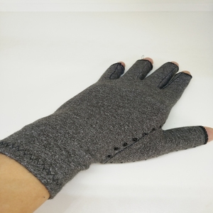 Reusable Lightweight Compression Therapy Gloves for Anti-Arthritis and <strong>Rheumatoid</strong> Hand <strong>Pain</strong> <strong>Relief</strong> - Product Image 4