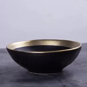 Китайский поставщик, керамическая чаша ручной работы для супа, рамен с черным золотым ободком, оптом