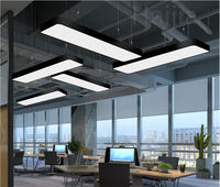 Lumière linéaire suspendue de bureau à LED personnalisée, à haute luminosité, avec plusieurs combinaisons et formes