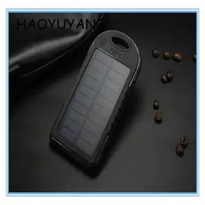 El Precio de fábrica Portátil Powerbank Con Camping Sol Solar Cargador de Móvil Solar A Prueba de agua Bolsa de Llavero