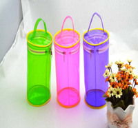 Nouvelle pochette cylindrique cosmétique sac en PVC de forme ronde sacs de rangement à fermeture éclair en PVC cylindrique sacs en plastique PVC transparent pour l'emballage