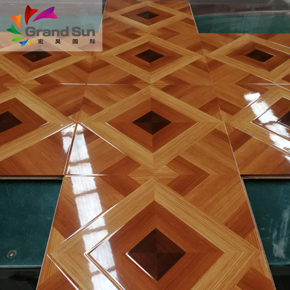 Fabbrica diretta di alta gloss parquet pavimenti in laminato 10.5 millimetri in Shandong