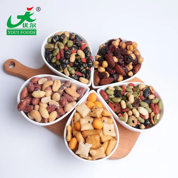 Dried Fruits Beans Mix Snack and Roasted Crispy Soy Beans