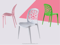 Chaise de salle à manger en plastique contemporaine pour adultes, légère, empilable, en polypropylène, à prix abordable