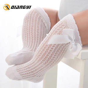 Chaussettes en dentelle de couleur Pure <span class=keywords><strong>pour</strong></span> nouveau-né, unisexe, chaussettes hautes en dentelle <span class=keywords><strong>pour</strong></span> bébé - Product Image 3