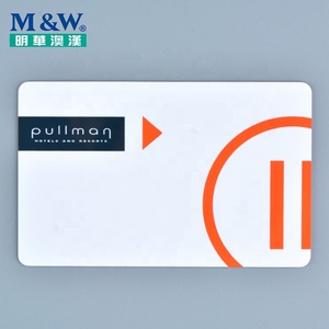 บัตร RFID 125Khz สีขาวว่างเปล่า EM4200สำหรับคีย์การ์ดโรงแรม LF บัตรประจำตัวประชาชนไร้สัมผัส