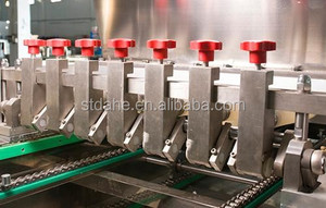 Machine multifonctionnelle pour la fabrication de gâteaux Pulvérisateur d'huile automatique Déposant la pâte Formant la machine Injecteur de crème Dépissure Machine à gâteaux - Product Image 4