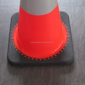 Jiachen Nhà Máy Trực Tiếp 700 Mét Nón Giao Thông Giá Tốt Nhất Cho PVC Nón Giao Thông - Product Image 4