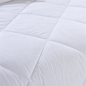 Factory Wholesale Full Cotton Spring Square Pattern Quilt Hotel Quilts Duvets <strong>Comforters</strong> - Product Image 4