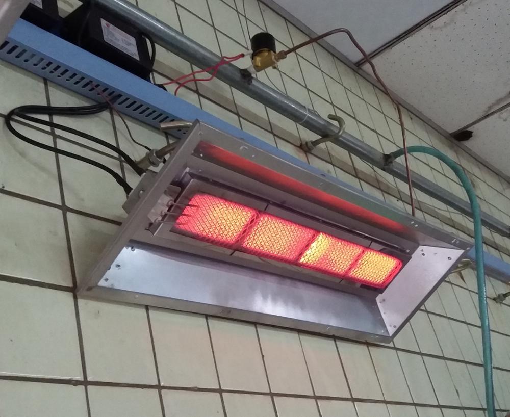 Gà Thịt Gia Cầm Trang Trại Thiết Bị Treo Gas Radiator Heater Đối Với Trang Trại Gà THD6808