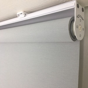 Meilleur <span class=keywords><strong>prix</strong></span> tissu <span class=keywords><strong>manuel</strong></span> fenêtre stores de haute qualité bureau volets roulants - Product Image 5