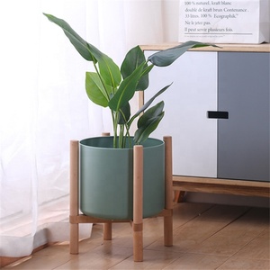 <span class=keywords><strong>Pot</strong></span> <span class=keywords><strong>en</strong></span> céramique moderne mat rustique pour intérieur/extérieur / Décoration <span class=keywords><strong>de</strong></span> jardin d'intérieur, pots à fleurs <span class=keywords><strong>en</strong></span> céramique avec support <span class=keywords><strong>en</strong></span> <span class=keywords><strong>bois</strong></span> - Product Image 3