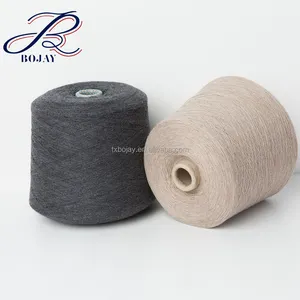 Vente en gros, usine chinoise de haute qualité, couleur naturelle teinte 10nm/1 100% fil de chanvre pour le tissage de vêtements en chanvre