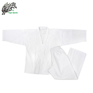WKF entrenamiento personalizado niños karate kimono gi - Product Image 2