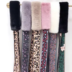 Wholesale 2018 hot sale leopard neck collar fashion 6colors silk print winter warm women leopard fur scarf