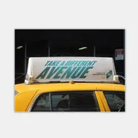 تاكسي أعلى لوحة لوحة إعلانات مضيئة