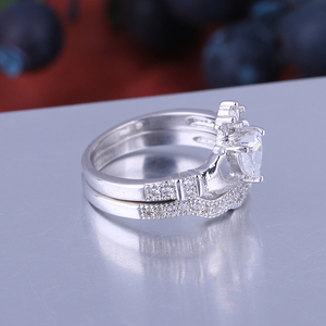 Bague en <span class=keywords><strong>argent</strong></span> en zircone cubique en forme de coeur plaqué rhodium <span class=keywords><strong>Claddagh</strong></span> Design Style mignon pour la fête de mariage CMA certifié acheter en ligne - Product Image 5