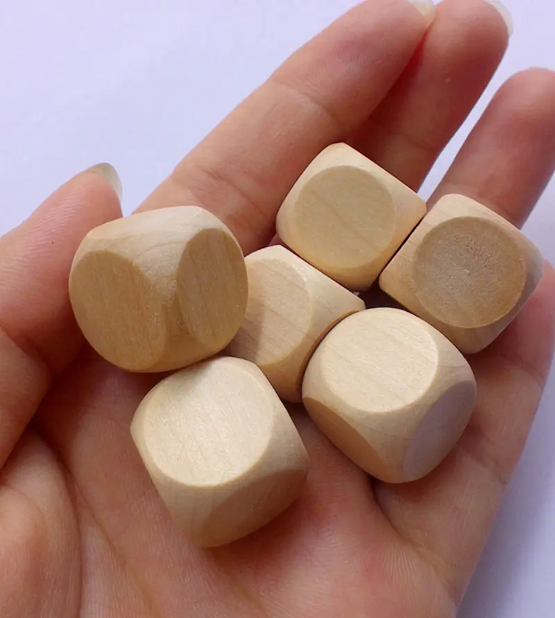 Natural Wooden Blank Dice Wooden Board Game Play Dice Set