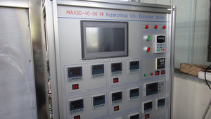 Machine à Extraction de CO2 par unité, de haute qualité, de haute qualité pour <span class=keywords><strong>huile</strong></span> <span class=keywords><strong>CBD</strong></span> - Product Image 4