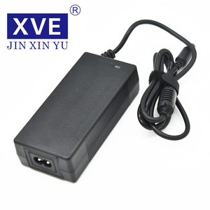 2025 nóng bán <span class=keywords><strong>12.6V</strong></span> <span class=keywords><strong>5A</strong></span> công cụ điện <span class=keywords><strong>Lithium</strong></span> <span class=keywords><strong>Ion</strong></span> <span class=keywords><strong>Battery</strong></span> <span class=keywords><strong>Charger</strong></span> cho xe điện Scooter năng lượng mặt trời 3S Sạc Đen - Product Image 5