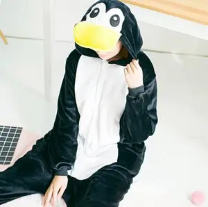 毛绒企鹅睡衣可爱滑稽睡衣批发成人 Onesie