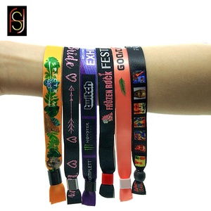 China Cheap Custom Personalised Party Festival Polyester Woven Printed <strong>Fabric</strong> <strong>Wristband</strong>